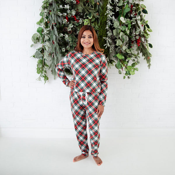 Prancer's Plaid Women's Long Sleeve Loungewear