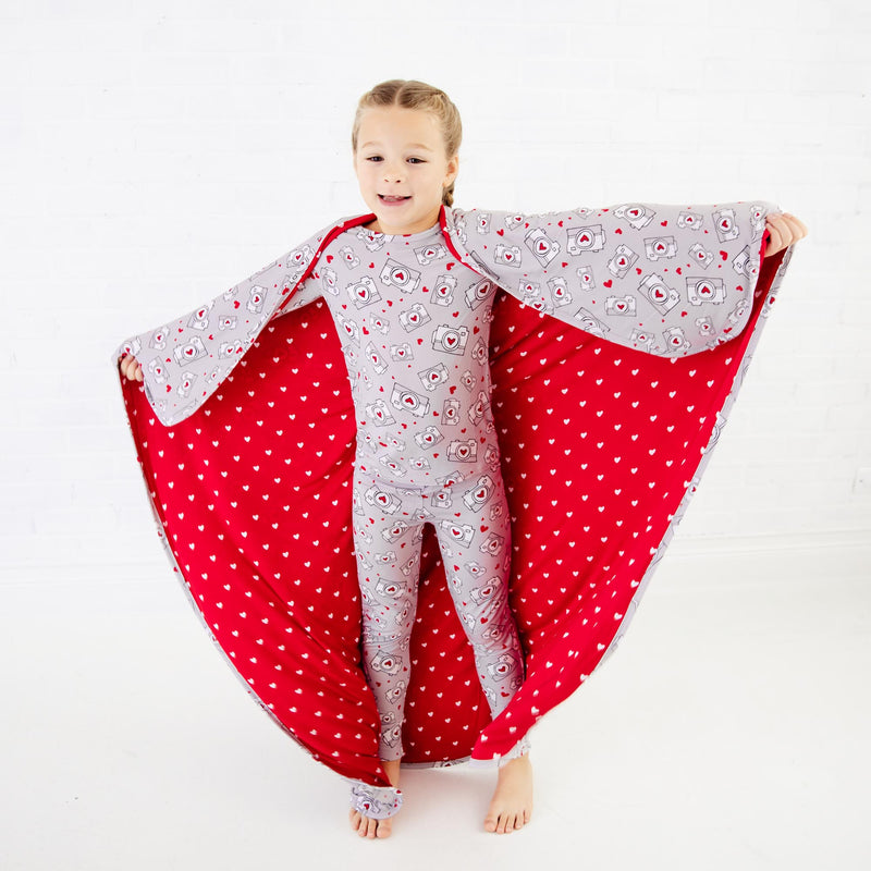 Capturing Hearts Reversible Blanket