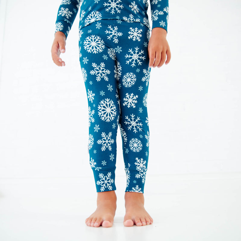 Snowflake Like Home Two Piece Pajamas Set