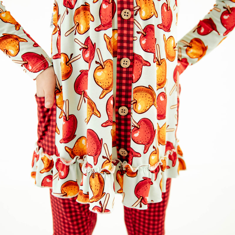 Details of a bamboo tunic and pants set.