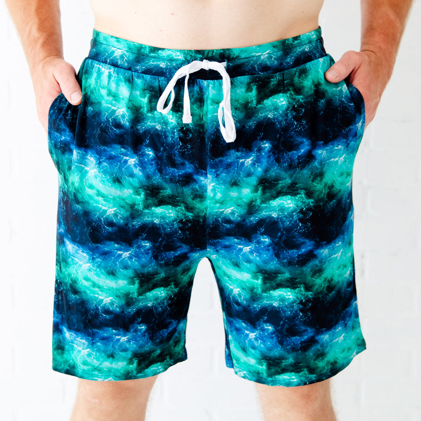 Men’s lounge shorts with a blue wave-inspired pattern